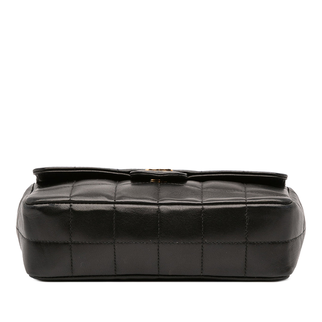Chanel Mini Cuir d’agneau Chocolate Bar Camellia Flap Noir