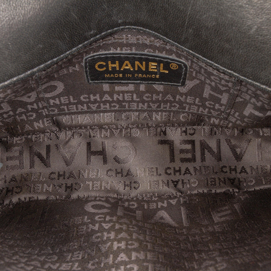 Chanel Mini Cuir d’agneau Chocolate Bar Camellia Flap Noir