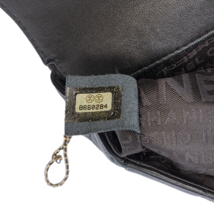 Chanel Mini Cuir d’agneau Chocolate Bar Camellia Flap Noir