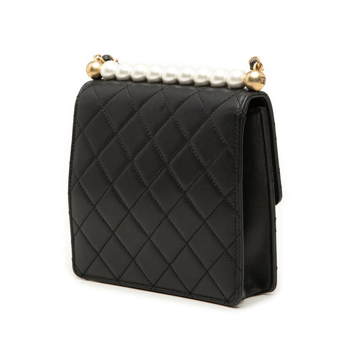 Chanel Small Cuir d’agneau Chic Perles à rabat