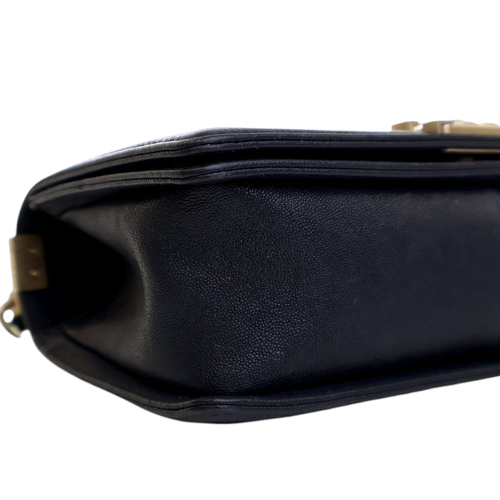 Chanel Old Medium Matelassé Caviar Boy à rabat