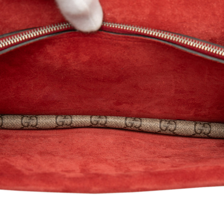 Gucci Sac porté épaule Dionysus GG Supreme Moyen Rouge – vue 4 – GABY PARIS