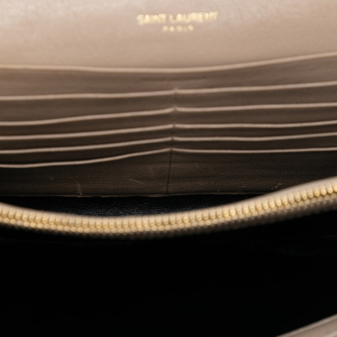 Saint Laurent Matelassé Diamond Cuir d’agneau Becky Wallet on Chain