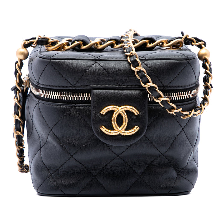 Chanel Vanity CC Matelassé avec chaîne Cuir de veau Noir – vue principale – GABY PARIS