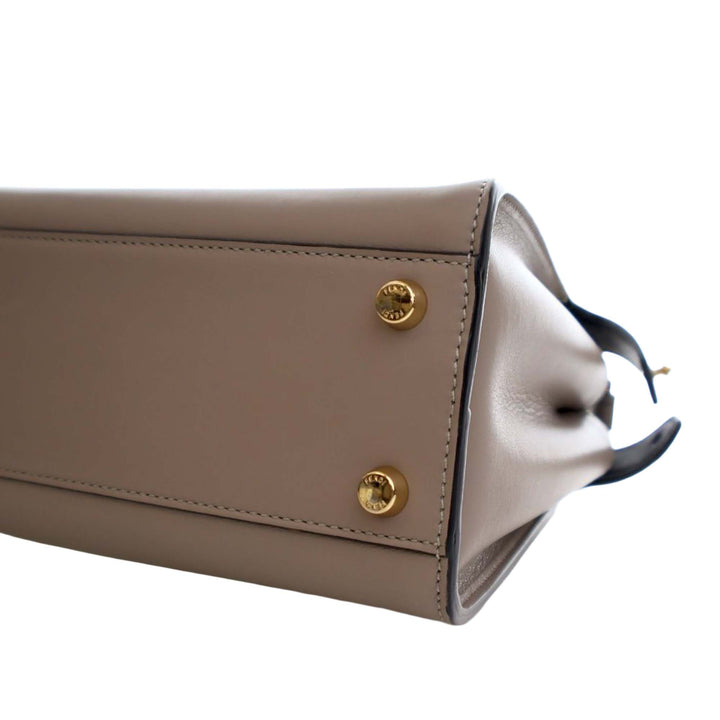 Fendi Small Cuir Peekaboo Iconic Essentially Sac