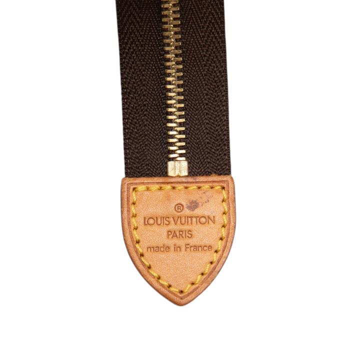Louis Vuitton Trousse de toilette 19 Monogram Marron