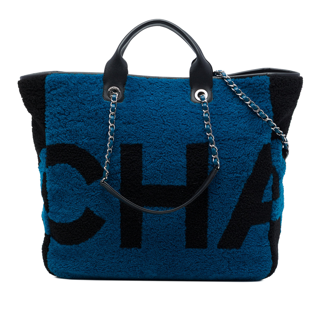 Chanel Shearling et Deauville Cabas Moyen Cuir de veau Bleu – vue principale – GABY PARIS