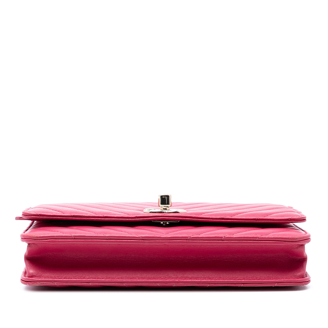 Chanel Chevron Cuir d’agneau Trendy CC Chain Wallet on Chain – GABY PARIS Authentique