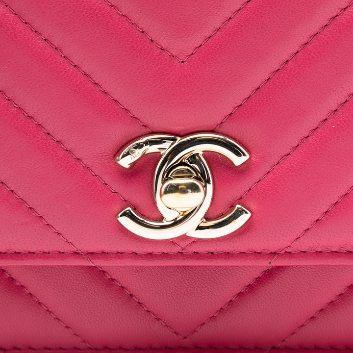 Chanel Chevron Cuir d’agneau Trendy CC Chain Wallet on Chain – GABY PARIS Authentique