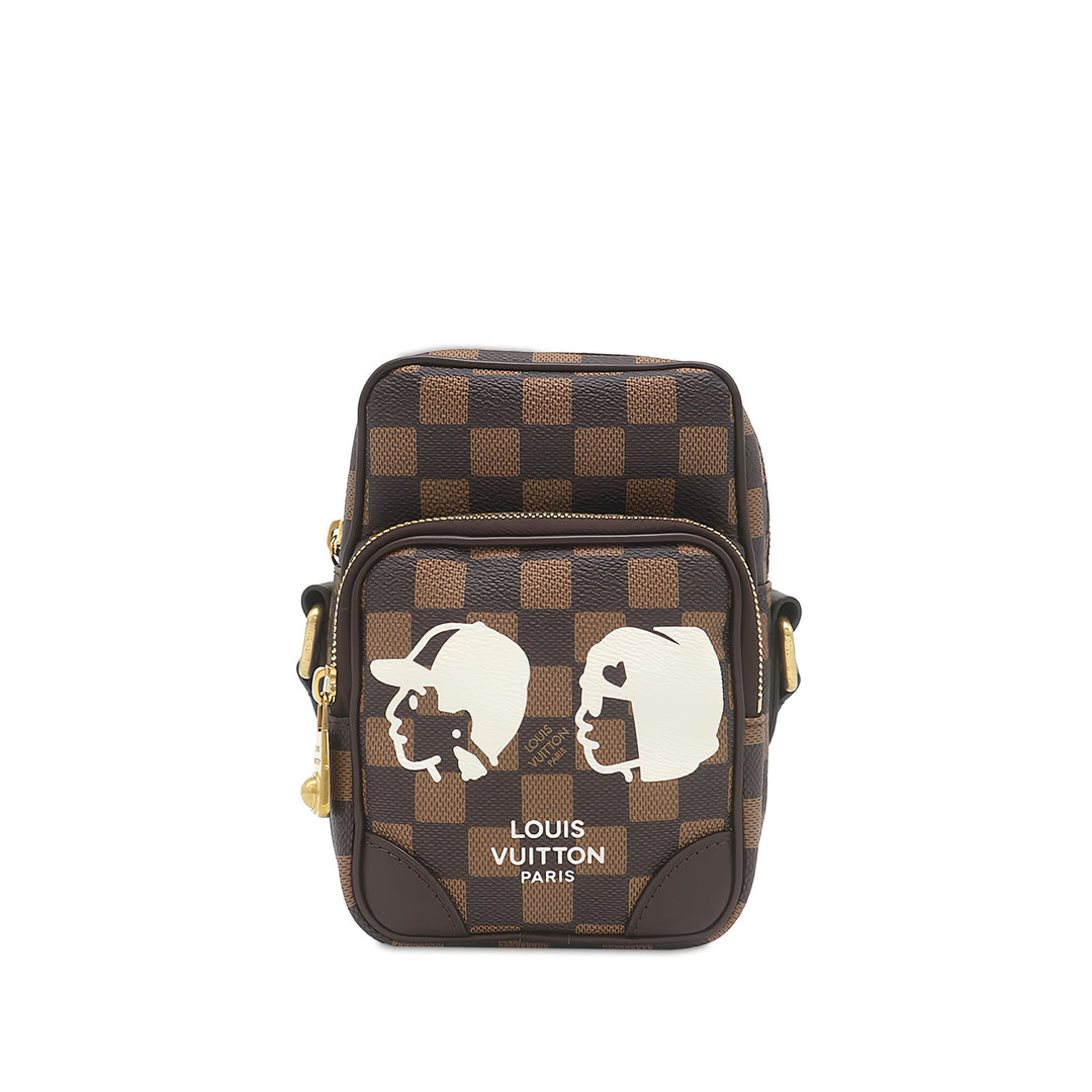 Louis Vuitton Friendship Amazone Damier Ébène Marron – vue principale – GABY PARIS