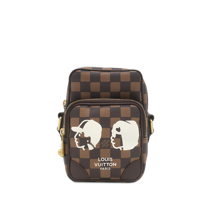 Louis Vuitton Friendship Amazone Damier Ébène Marron – vue principale – GABY PARIS