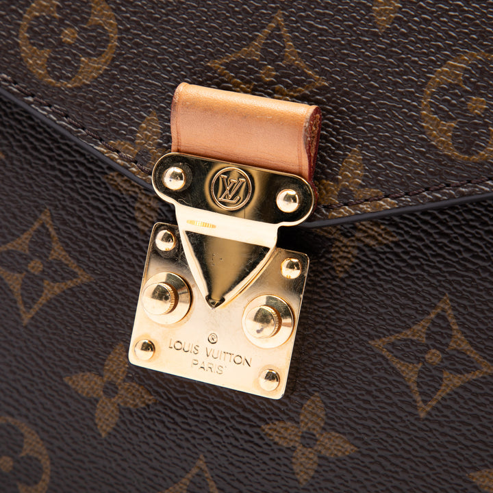 Louis Vuitton Pochette Métis Monogram Marron – vue 5 – GABY PARIS