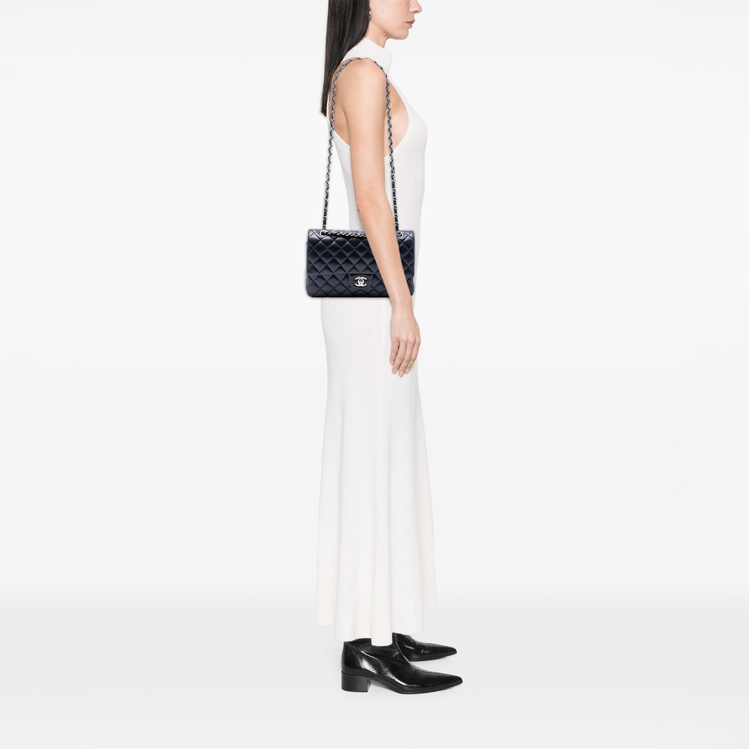 Chanel Medium Classic Cuir d’agneau Double rabat