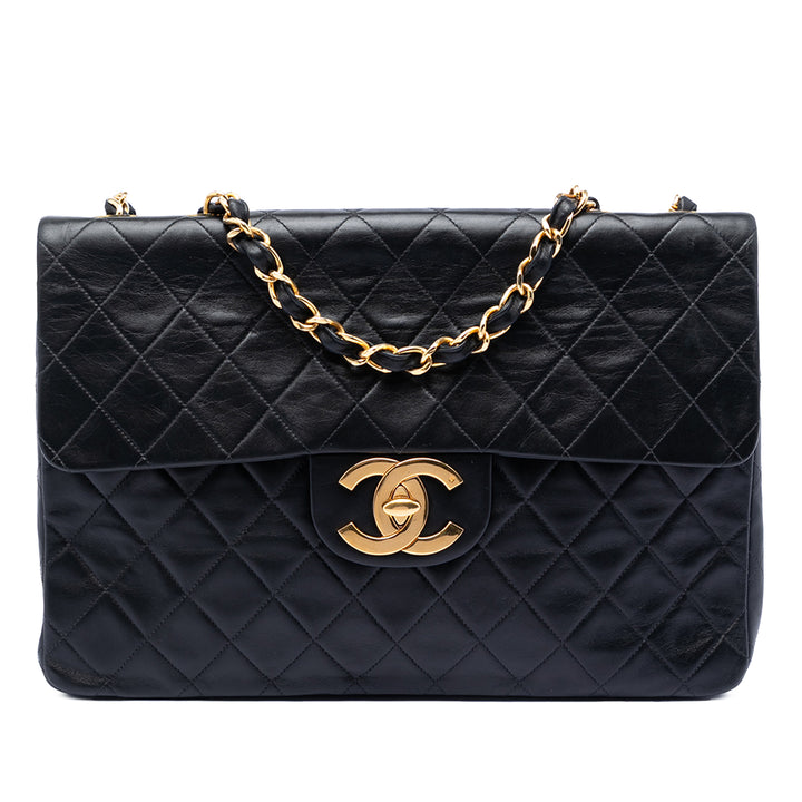 Chanel Maxi XL Classic Cuir d’agneau Simple rabat