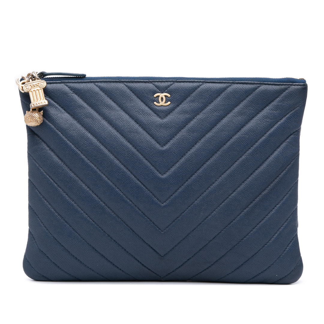 Chanel Medium Chevron Caviar Ancient Greek Charms O Étui Pochette Bleu – GABY PARIS Authentique