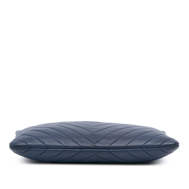 Chanel Medium Chevron Caviar Ancient Greek Charms O Étui Pochette Bleu – GABY PARIS Authentique