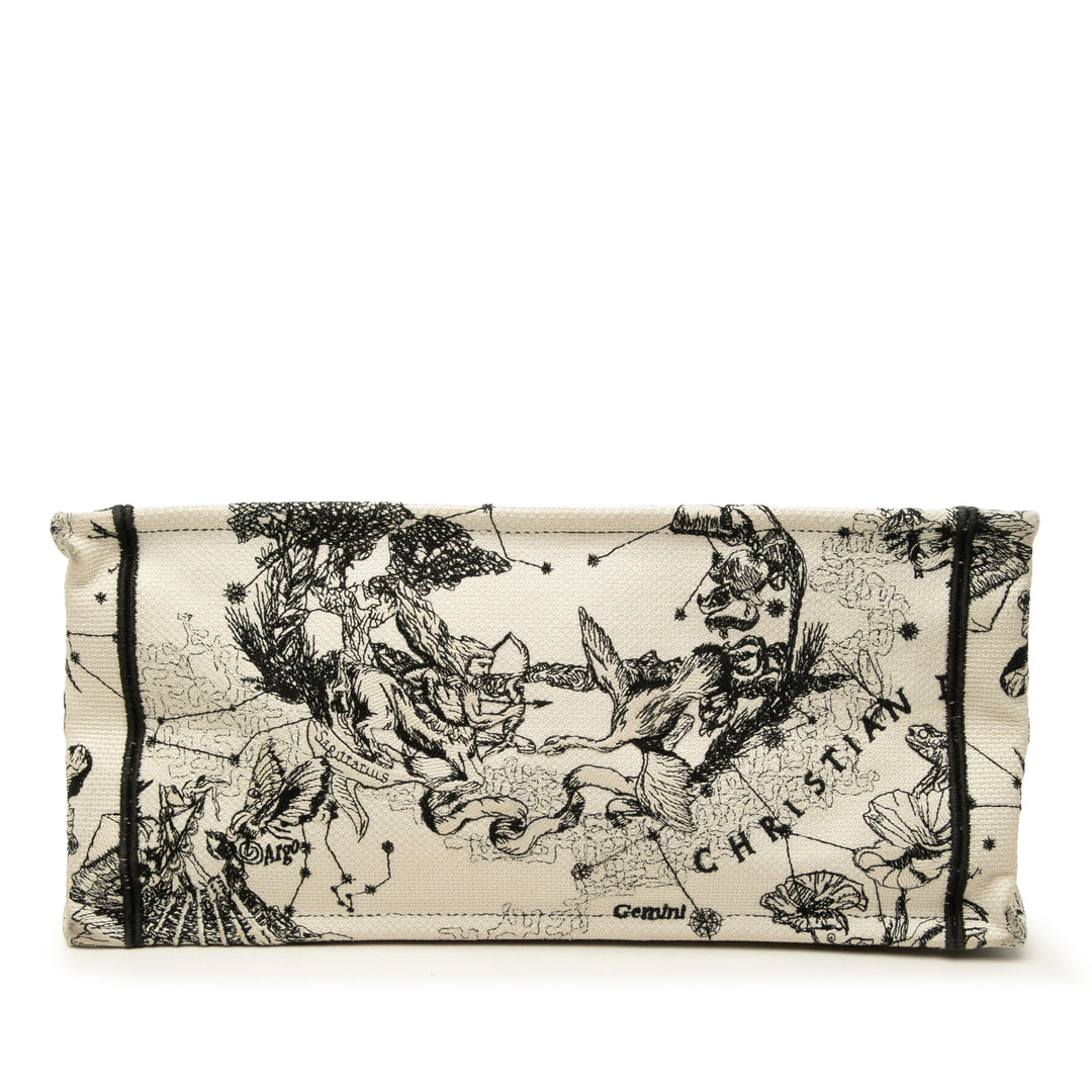 Dior Book Tote brodé Zodiac De Jouy Moyen Blanc – vue 3 – GABY PARIS