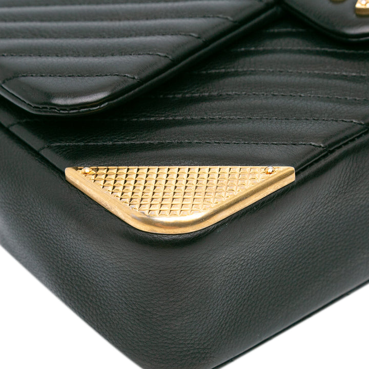 Calfskin Chevron Rock The Corner Flap Black - Gaby Paris