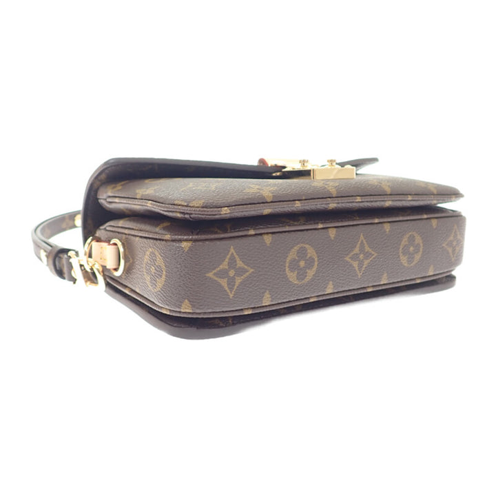 Pochette Métis East West Monogram Marron