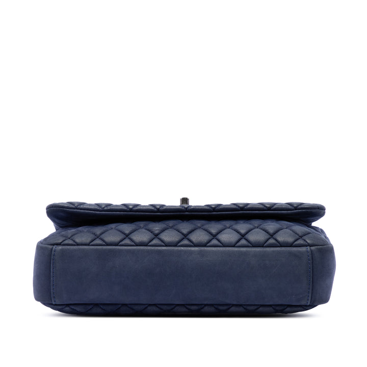 Chanel Large Matelassé Iridescent Cuir de veau New Bubble à rabat