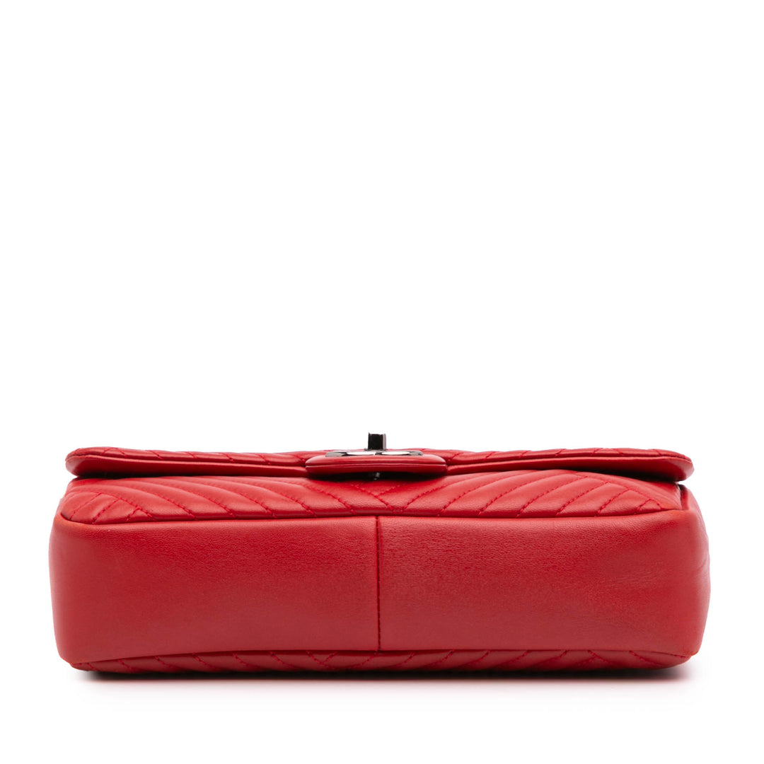 Medium Lambskin CC Crossing Flap Red - Gaby Paris