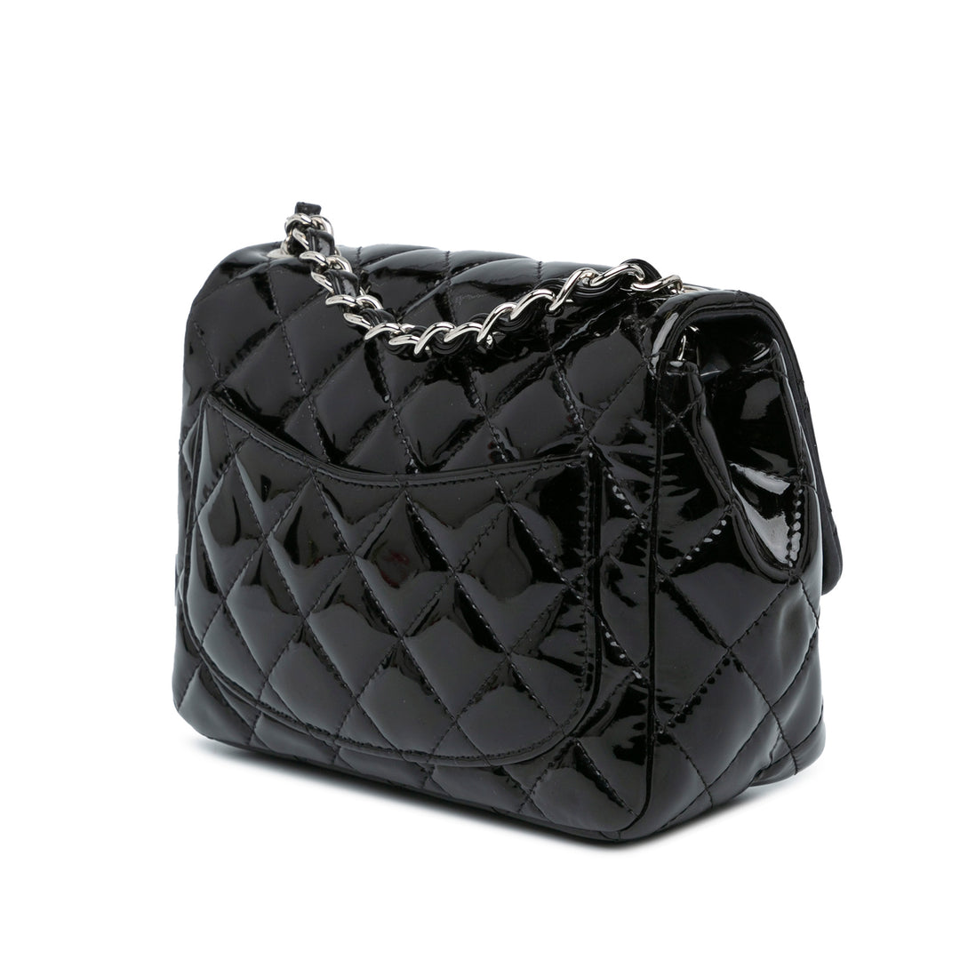 Chanel Mini Square Classic Cuir verni Simple rabat