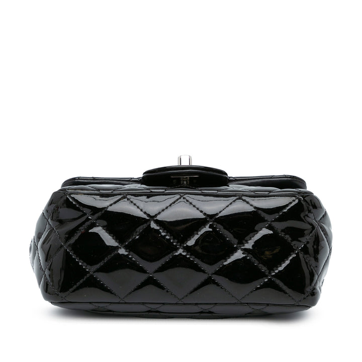 Chanel Mini Square Classic Cuir verni Simple rabat