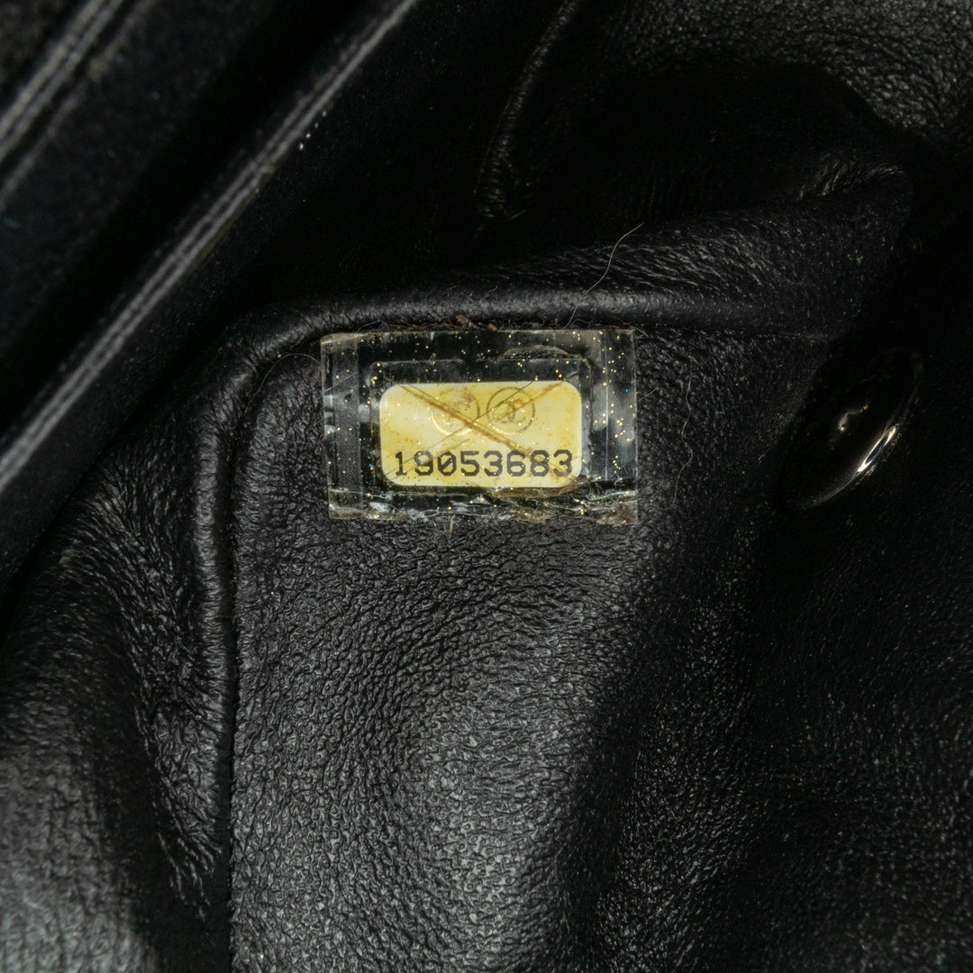 Chanel Mini Square Classic Cuir verni Simple rabat