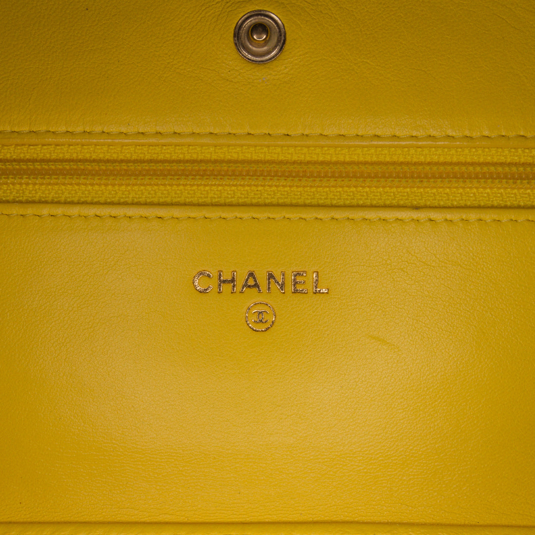 Classic Lambskin Wallet on Chain Yellow - Gaby Paris