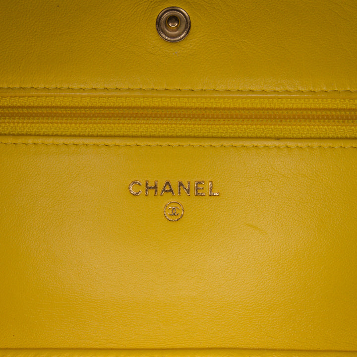 Classic Lambskin Wallet on Chain Yellow - Gaby Paris