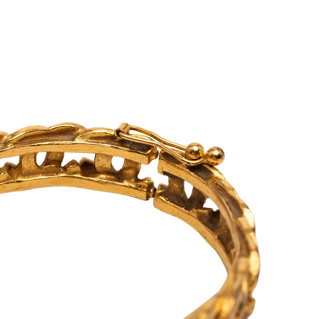 Chanel plaqué Interlocking CC Chain Bangle – GABY PARIS Authentique