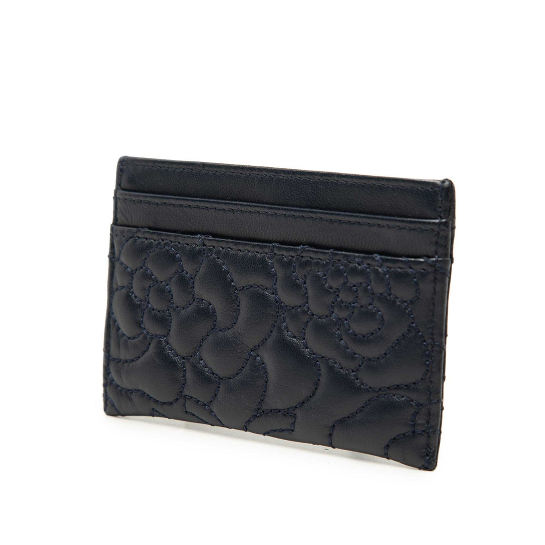 Chanel CC embossé Cuir d’agneau Camellia Card Holder