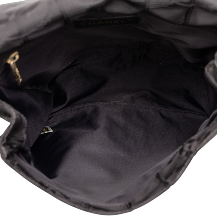 Chanel New Travel Line Sac Messenger Noir – vue 4 – GABY PARIS