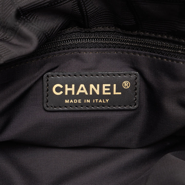 Chanel New Travel Line Sac Messenger Noir – vue 5 – GABY PARIS