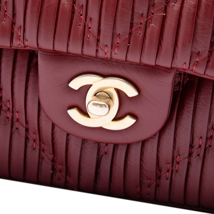 Classic Chevron Pleated Double rabat Moyen Cuir de veau Rouge
