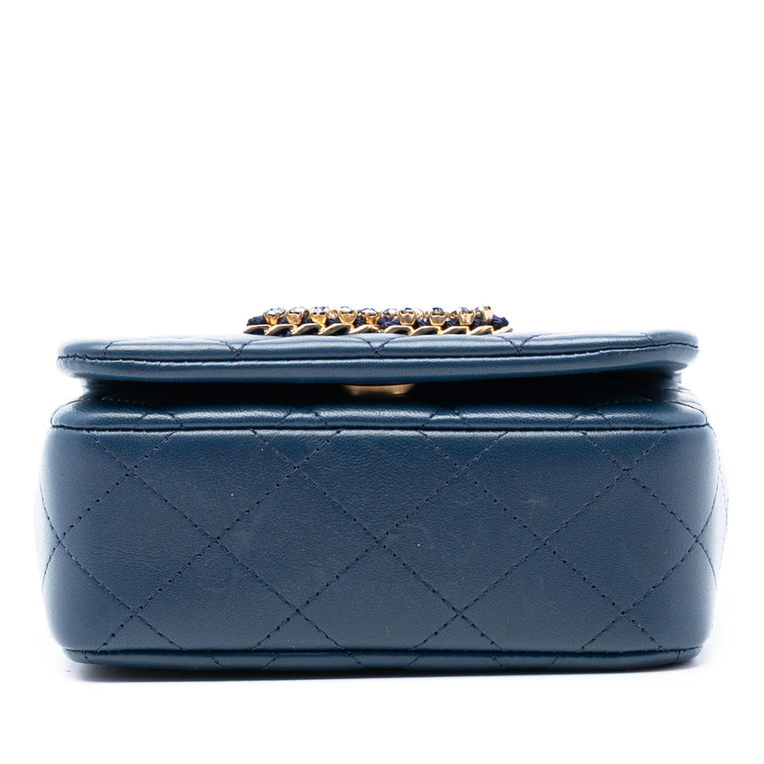 Chanel Mini Matelassé Cuir d’agneau CC Cristal Rabat intégral