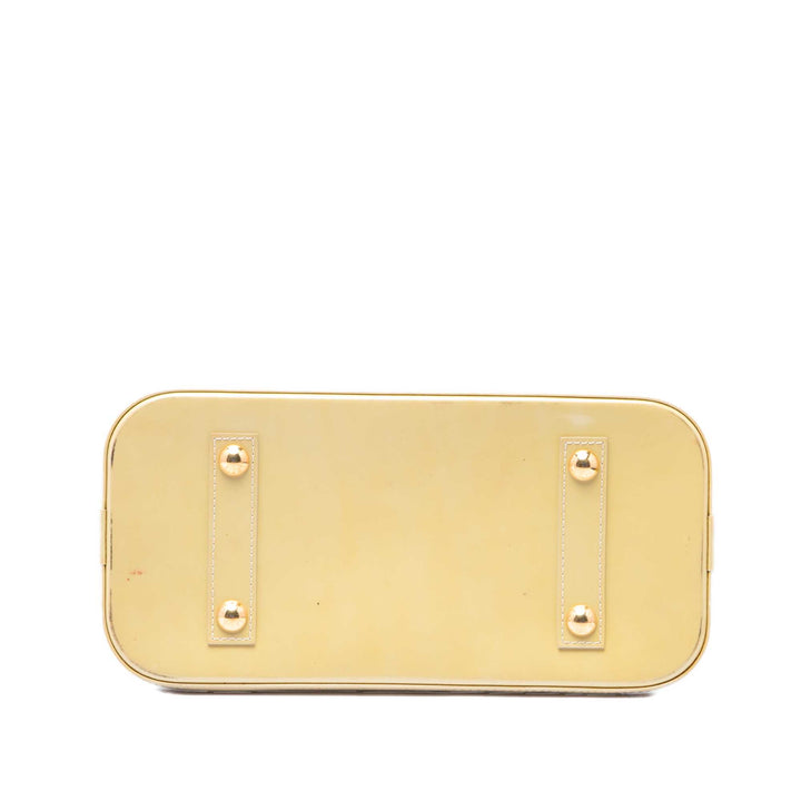 Louis Vuitton Alma PM Cuir verni Monogram Beige – vue 3 – GABY PARIS