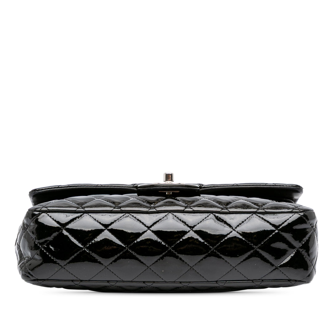 Medium Classic Patent Double Flap Black - Gaby Paris