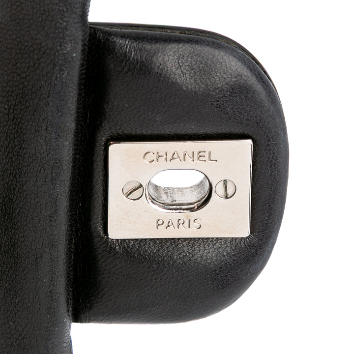 Medium Classic Patent Double Flap Black - Gaby Paris