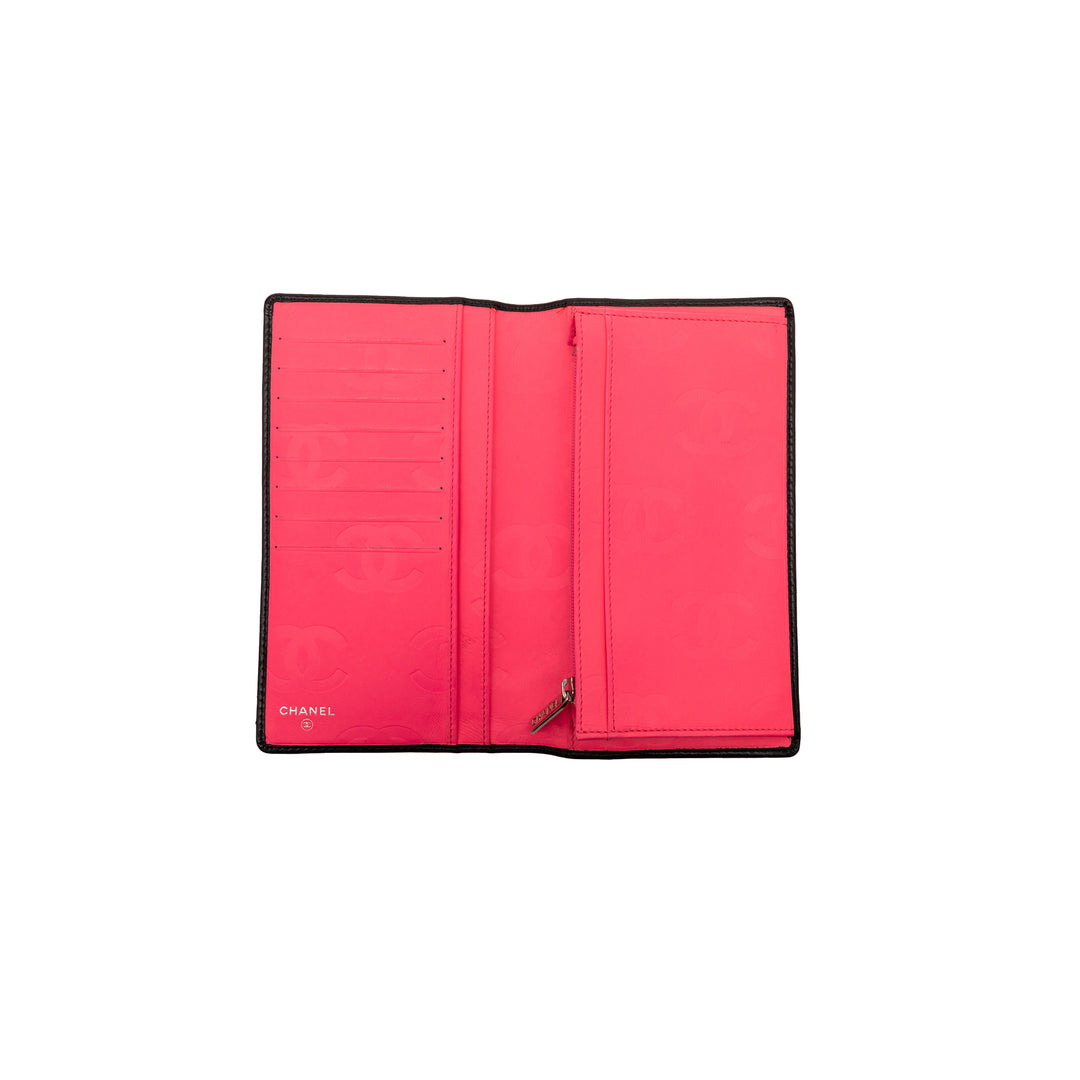 Chanel Matelassé Cuir d’agneau Cambon Ligne Bifold Portefeuille
