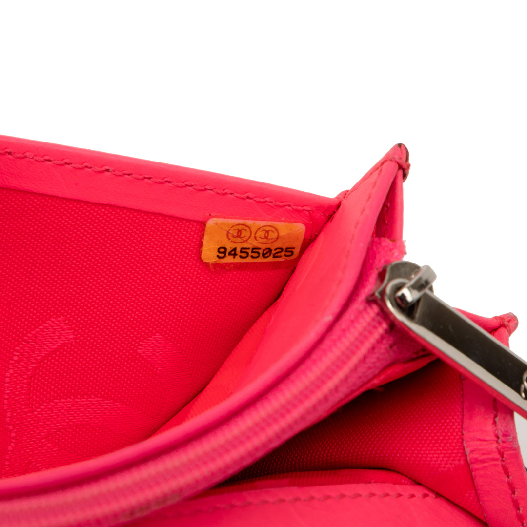 Chanel Matelassé Cuir d’agneau Cambon Ligne Bifold Portefeuille