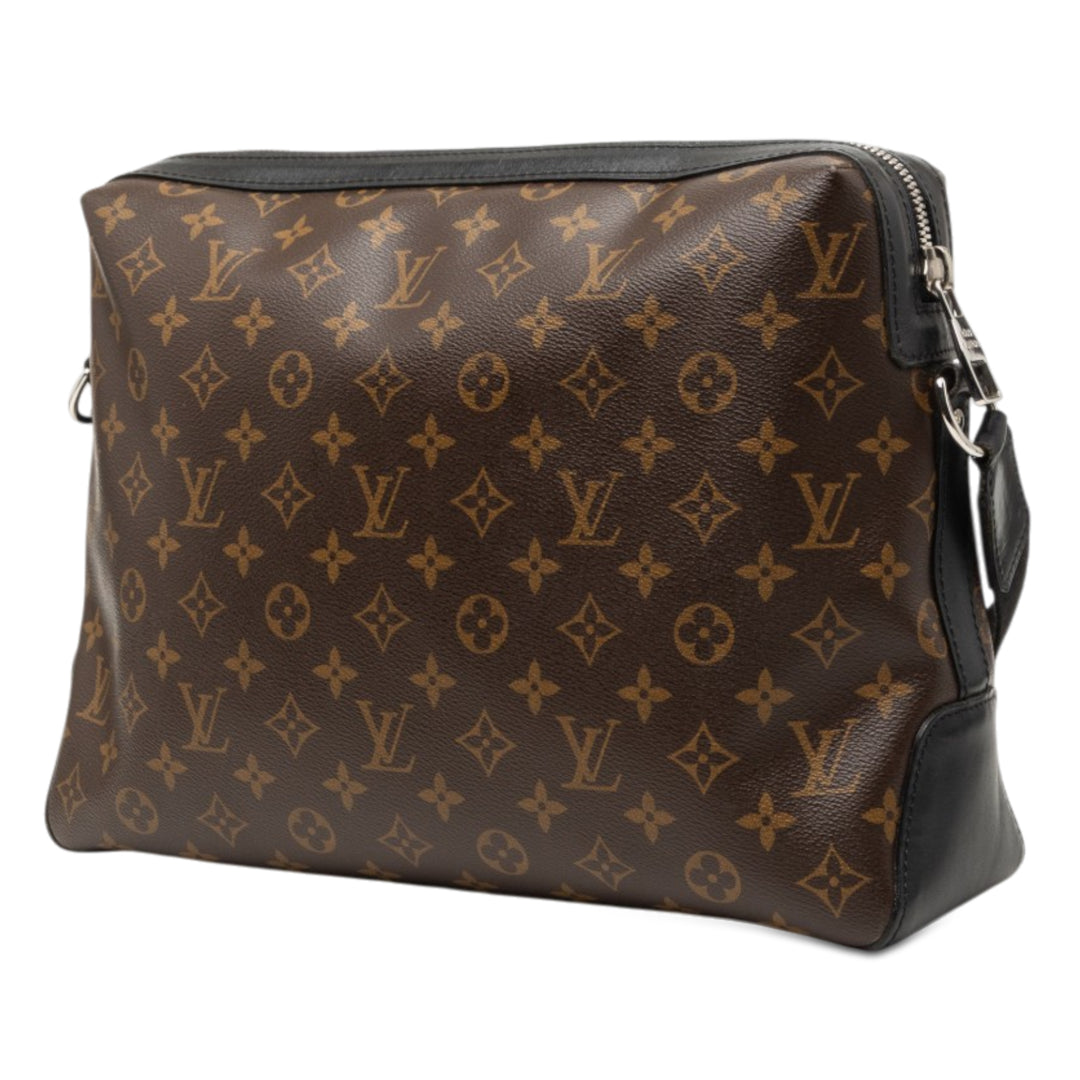 Louis Vuitton Monogram Macassar Torres Messenger Sac