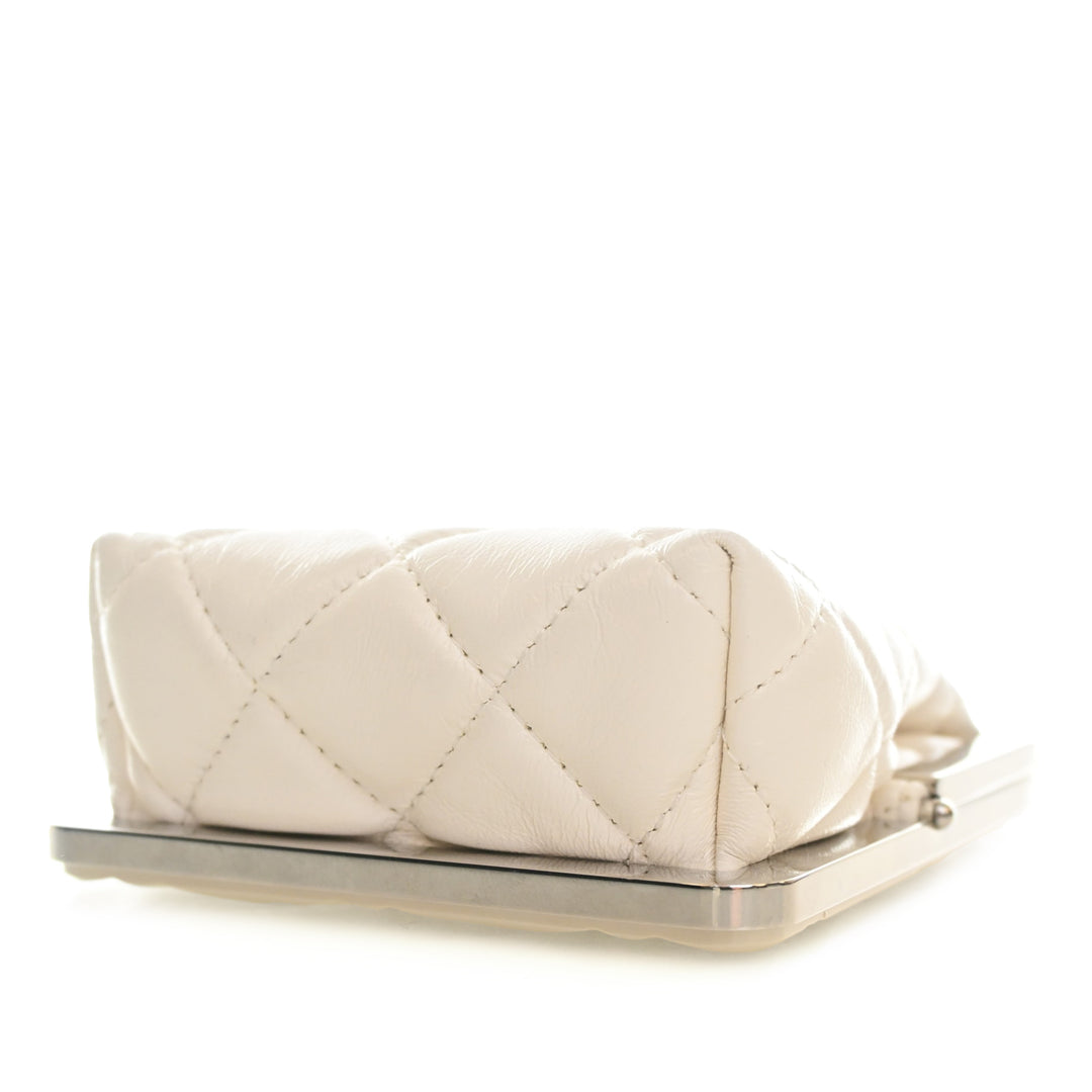 Chanel CC Matelassé Acrylic et Cuir d’agneau Evening Pochette avec chaîne