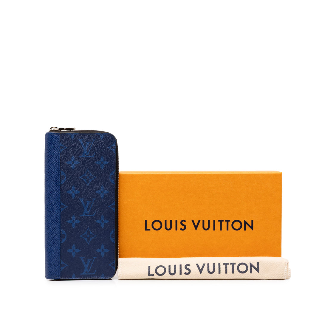 Louis Vuitton Taigarama Zippy Vertical Portefeuille Monogram Bleu