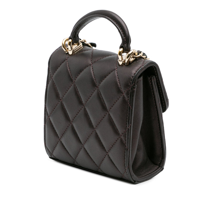 Chanel CC Matelassé Iridescent Cuir d’agneau anse supérieure à rabat Pochette avec chaîne