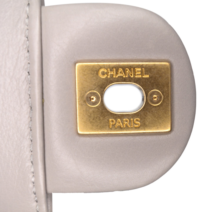 Chanel CC Matelassé Cuir d’agneau Ronded à rabat