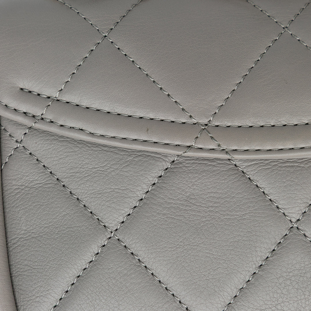 Chanel CC Matelassé Cuir d’agneau Ronded à rabat