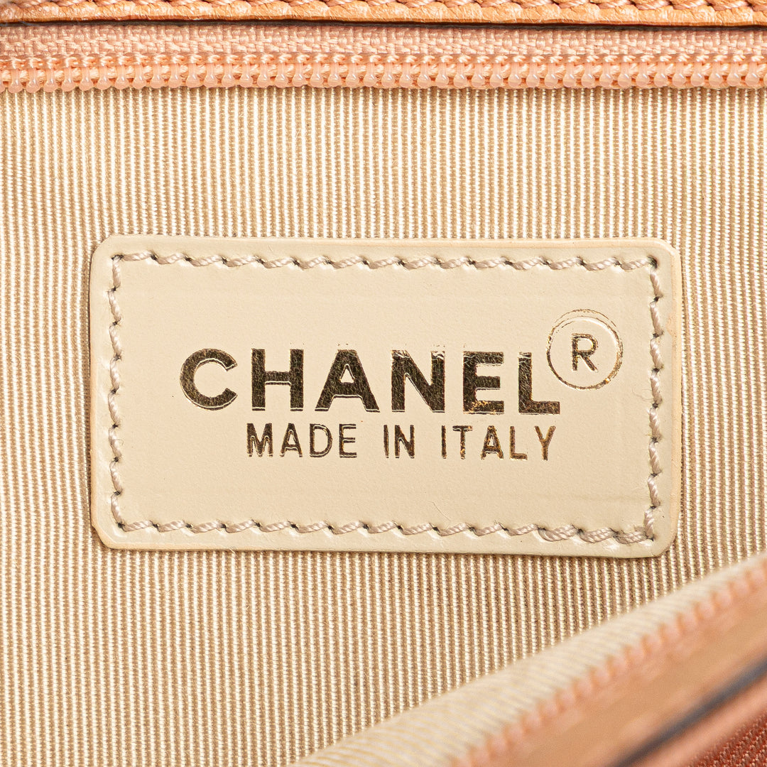Chanel Toile Coco Chain Pochette Rose – GABY PARIS Authentique