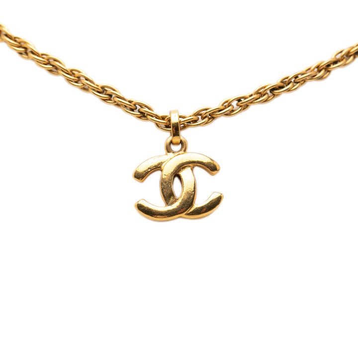 Chanel plaqué CC Pendant Collier