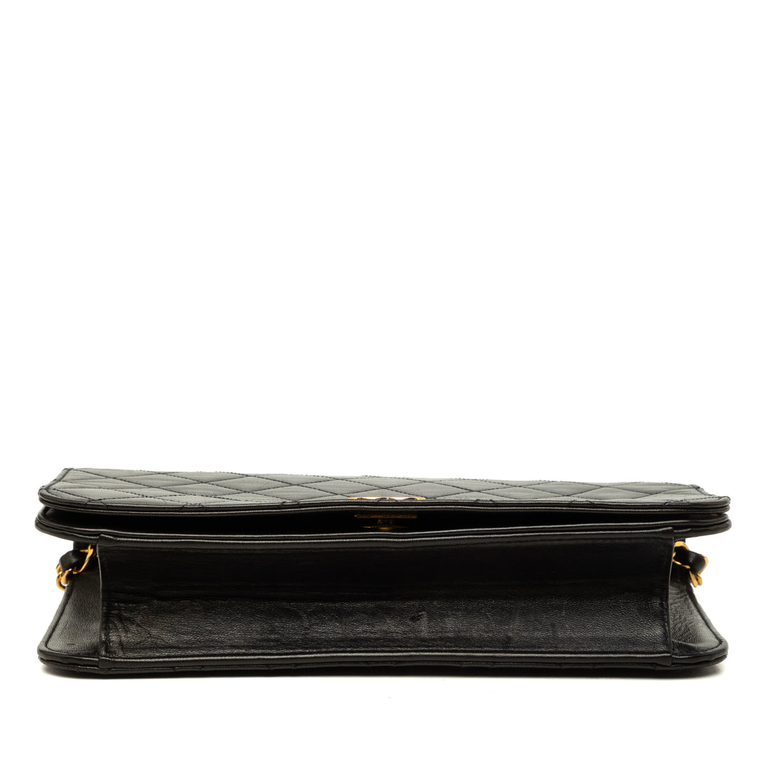 Chanel CC Matelassé Rabat intégral Moyen Cuir d'agneau Noir – vue 3 – GABY PARIS
